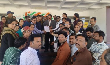 प्राइवेट स्कूल की हड़ताल का दिखा असर, मान्यता के नए नियम  पर रोक लगाने के लिए प्राइवेट स्कूल ने सौंपा ज्ञापन, स्कूल संघ के प्रमुख ने कहा, कई छोटे स्कूल हो जाएंगे बंद