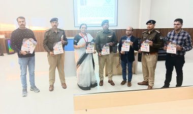 रतलाम पुलिस द्वारा ‘‘सेफ क्लिक’’ अभियान का जारी,मेडिकल कॉलेज रतलाम में कार्यशाला आयोजित कर बताया साइबर अपराध से कैसे बचे