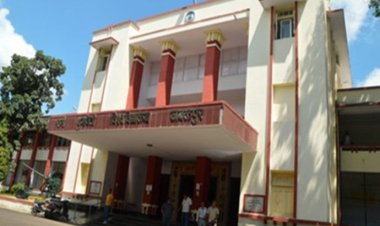 आरडीवीवी छात्रों के भविष्य से कर रहा खिलवाड़ : एनएसयूआई, परीक्षा लिए बिना घोषित परिणाम, परीक्षा देने पर मिलते शून्य, कुलपति पर लगे महिला सहायक कुलसचिव से छेड़छाड़ के भी आरोप, आयोग्य कुलपति की लापरवाही एनएसयूआई ने सीएम, राज्यपाल से की शिकायत