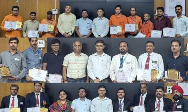 पश्चिम रेलवे के रतलाम मंडल के 53 कर्मचारियों हुए ‘पर्सन ऑफ़ द मंथ’ से सम्मानित