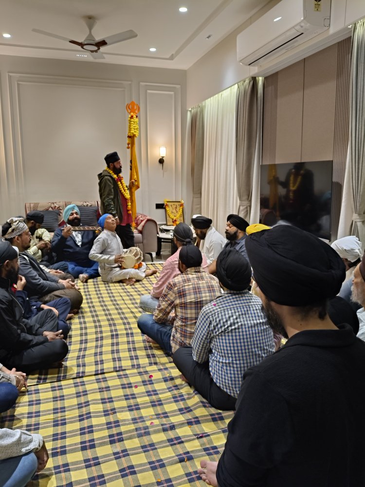 10 दिवसीय कार्यक्रम के साथ मनेगी गुरु नानक जयंती, तड़के सुबह निकाली जा रही प्रभात फहरी 