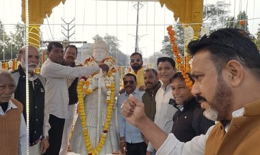 रतलाम स्थापना दिवस: महाराजा रतन सिंह की प्रतिमा पर माल्यार्पण कर किया नमन