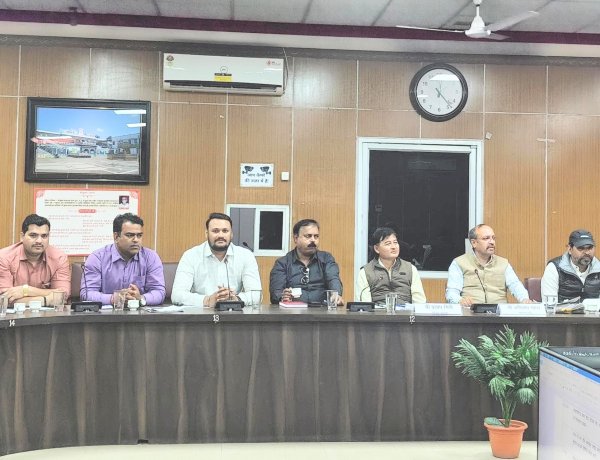 रतलाम रेल मंडल की PNM बैठक संपन्न: 140 ट्रेन मैनेजरों की भर्ती और हॉस्पिटल में 12 बेड के ICU को मिली मंजूरी