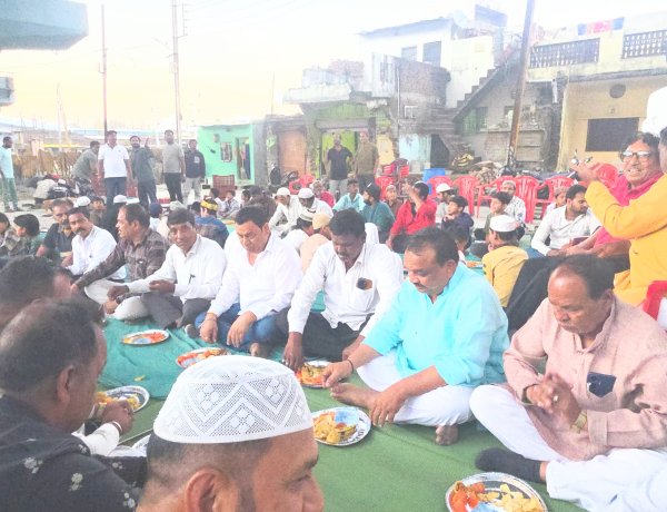 रतलाम में कांग्रेस का भव्य रोजा इफ्तार कार्यक्रम, सांप्रदायिक सौहार्द और भाईचारे की पेश की मिसाल