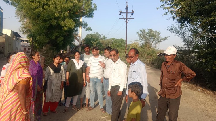 जावरा: आशीर्वाद कॉलोनी की समस्याओं पर एक्शन में नवागत सीएमओ, वर्षों पुरानी नाली और सीमांकन की समस्या का जल्द होगा समाधान