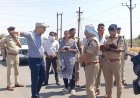 सड़क सुरक्षा के लिए रतलाम एसपी का बड़ा अभियान: 25 KM के निरीक्षण के बाद याद आई पीएम की अपील, फिर एक ही गाड़ी में सवार हुए सभी अफसर