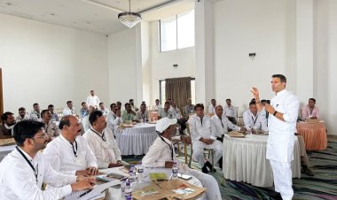 कांग्रेस का 'नामली मंथन' पूरा: दो दिनों तक चला दिग्गजों का संगठन सृजन शिविर; पदाधिकारियों की जवाबदेही तय, अब सीधे मैदान में उतरेंगे कार्यकर्ता,  जीतू पटवारी ने फूंका चुनावी शंखनाद