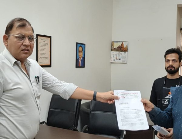 गाय के नाम पर राजनीति और सांप्रदायिक दंगे हों बंद': मुस्लिम विकास परिषद ने पीएम-राष्ट्रपति के नाम सौंपा ज्ञापन, गौमाता को 'राष्ट्र माता' का दर्जा देने की उठाई आवाज