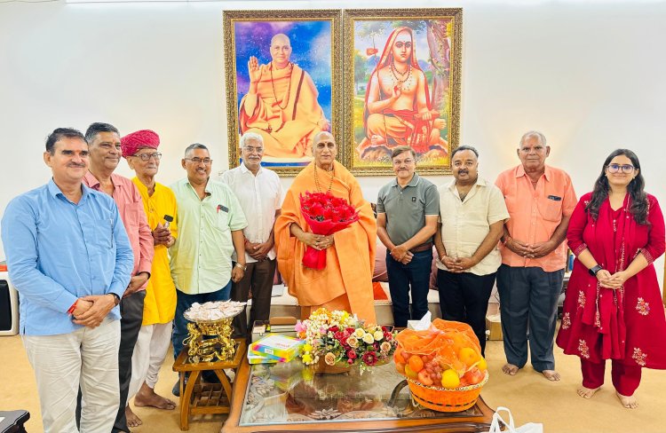 जोधपुर में होने वाली 'श्रीराम कथा' के पोस्टर व निमंत्रण पत्र का लोकार्पण: जूनापीठाधीश्वर स्वामी अवधेशानन्द गिरि जी महाराज ने किया विमोचन